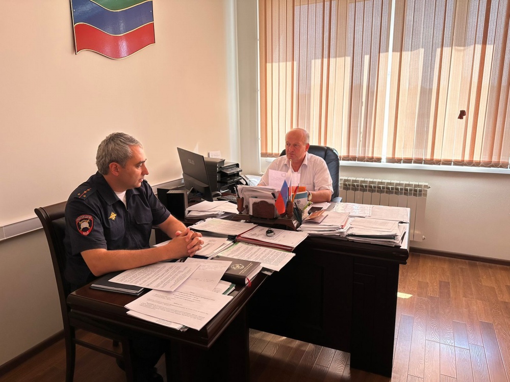 В  Администрации МО «Хасавюртовский район прошло рабочее совещание в целях профилактики детского дорожного транспортного травматизма