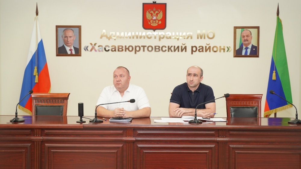 Администрация  Хасавюртовского района приняла   участие в работе совещания   в режиме видеоконференцсвязи Министерства цифрового развития РД