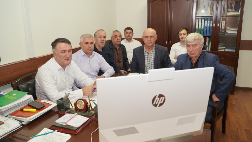 Администрация Хасавюртовского района приняла участие в работе Правительственного совещания  в режиме ВКС под руководством  Наримана Абдулмуталибова
