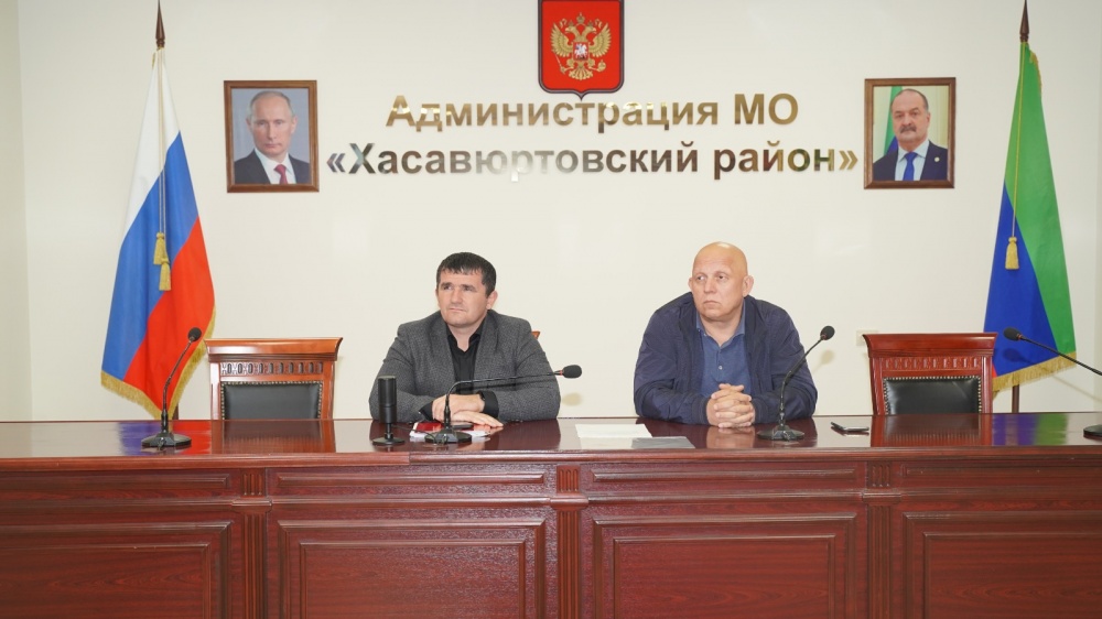 Администрация Хасавюртовского района приняла участие в работе  совещания Министерства строительства, архитектуры и ЖКХ РД в режиме видеоконференцсвязи