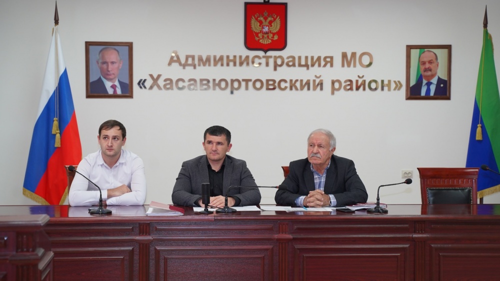 Администрация Хасавюртовского района приняла участие в работе совещания  в режиме ВКС Государственной жилищной инспекции РД под руководством Манвела Мажонца
