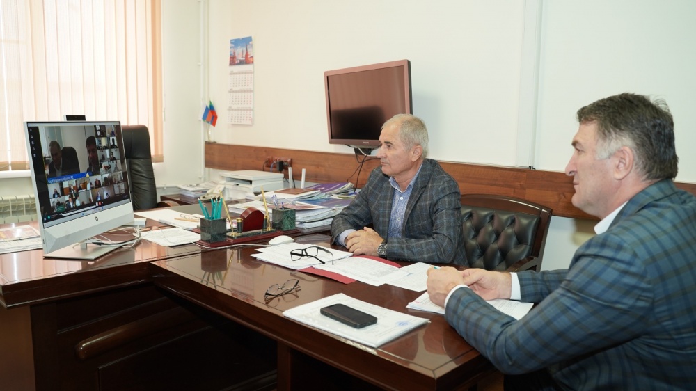 Администрация Хасавюртовского района приняла участие в работе совещания  в режиме ВКС  Министерства сельского хозяйства и продовольствия РД
