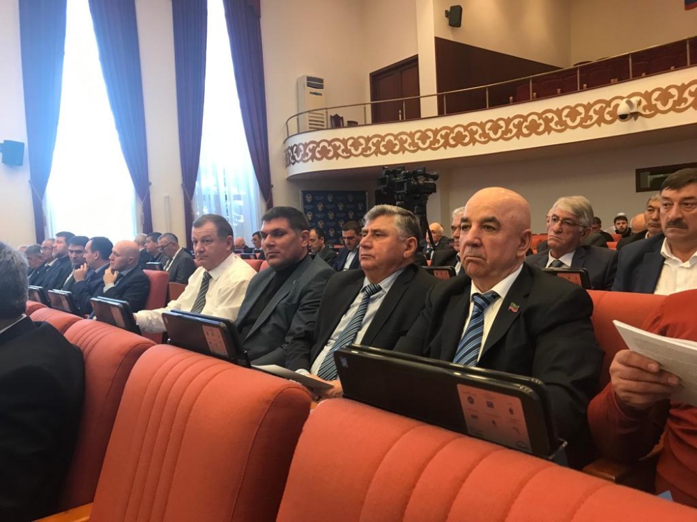 Председатель Собрания депутатов Хасавюртовского района Магомед Лабазанов принял участие в работе публичных слушаний в НС РД