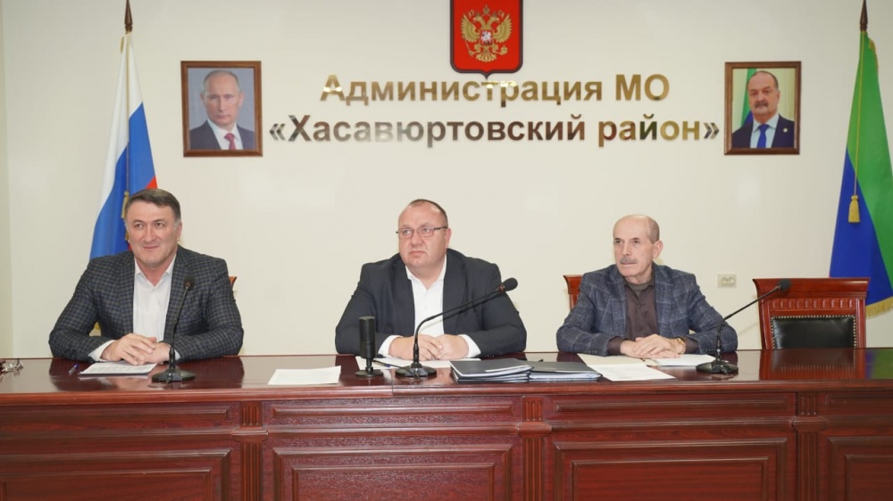 Администрация Хасавюртовского района приняла участие в работе Правительственного совещания    в режиме видеоконференцсвязи под руководством Абдулмуслима Абдулмуслимова