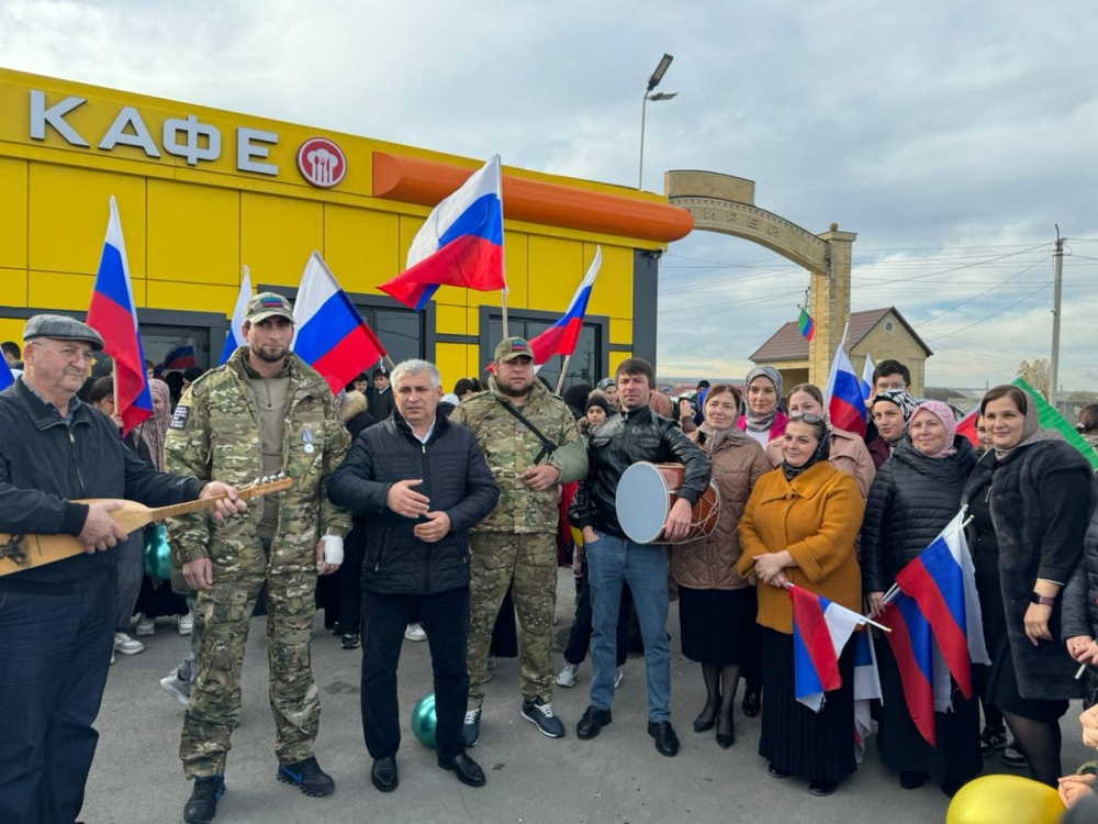 В селении Эндирей Хасавюртовского района торжественно встретили участников СВО
