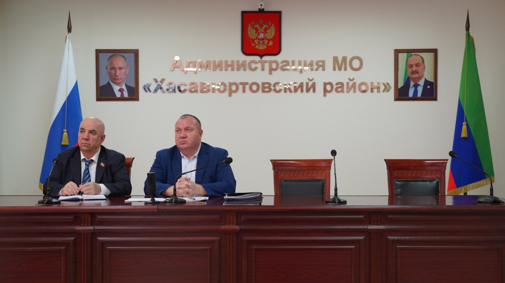 Администрация Хасавюртовского района приняла  участие в работе  заседания Оперативного штаба РД в режиме видеоконференцсвязи под руководством Сергея Меликова