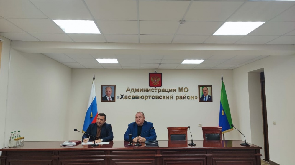 Администрация Хасавюртовского района приняла участие в работе совещания в режиме видеоконференцсвязи Министерства строительства, архитектуры  и ЖКХ РД