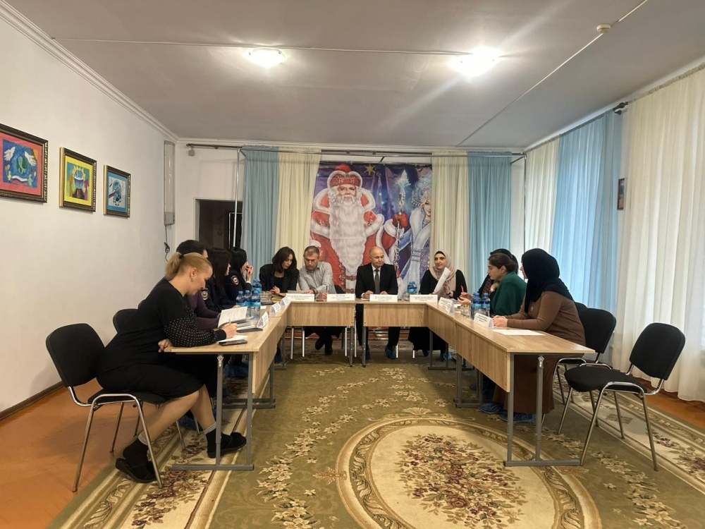 В ГКУ РД СРЦН прошел Круглый стол по межведомственному взаимодействию