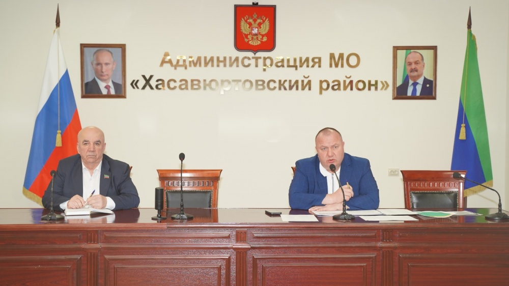 В администрации  Хасавюртовского района состоялось  очередное   пленарное  совещание по актуальным вопросам деятельности муниципалитета