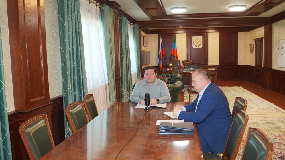 Глава Хасавюртовского района принял участие в работе  заседания Оперативного штаба РД в режиме видеоконференцсвязи под руководством Сергея Меликова