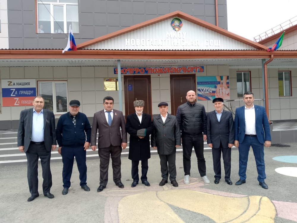 Председатель Собрания депутатов Хасавюртовского района продолжает выездные встречи с активом и жителями поселений