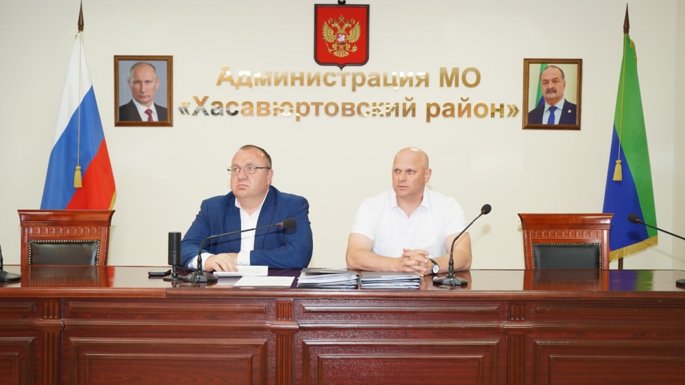 Администрация  Хасавюртовского района приняла  участие в работе  Правительственного совещания   в режиме ВКС  под руководством Абдулмуслима Абдулмуслимова