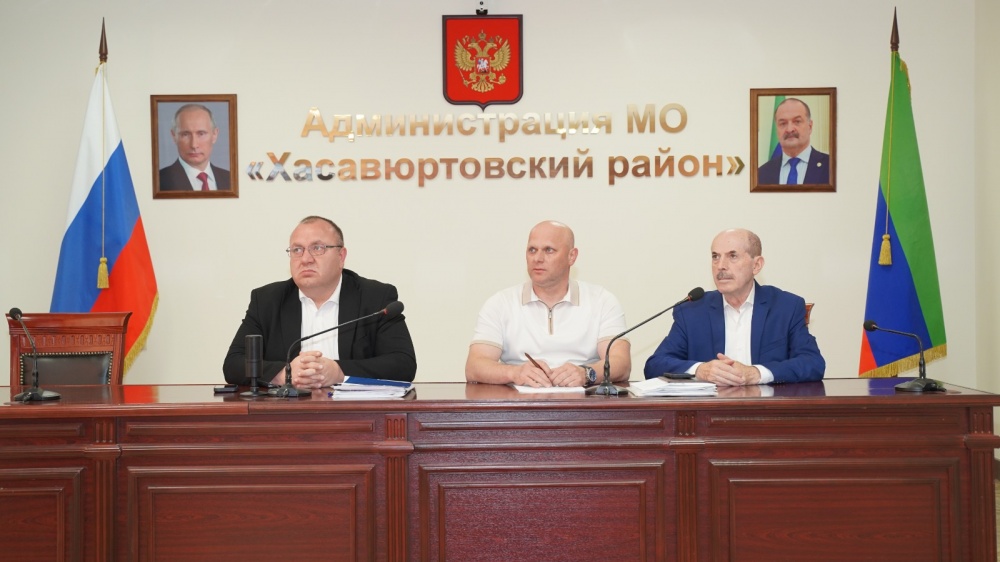Администрация Хасавюртовского района приняла участие в работе   совещания  в режиме ВКС Министерства энергетики и тарифов РД