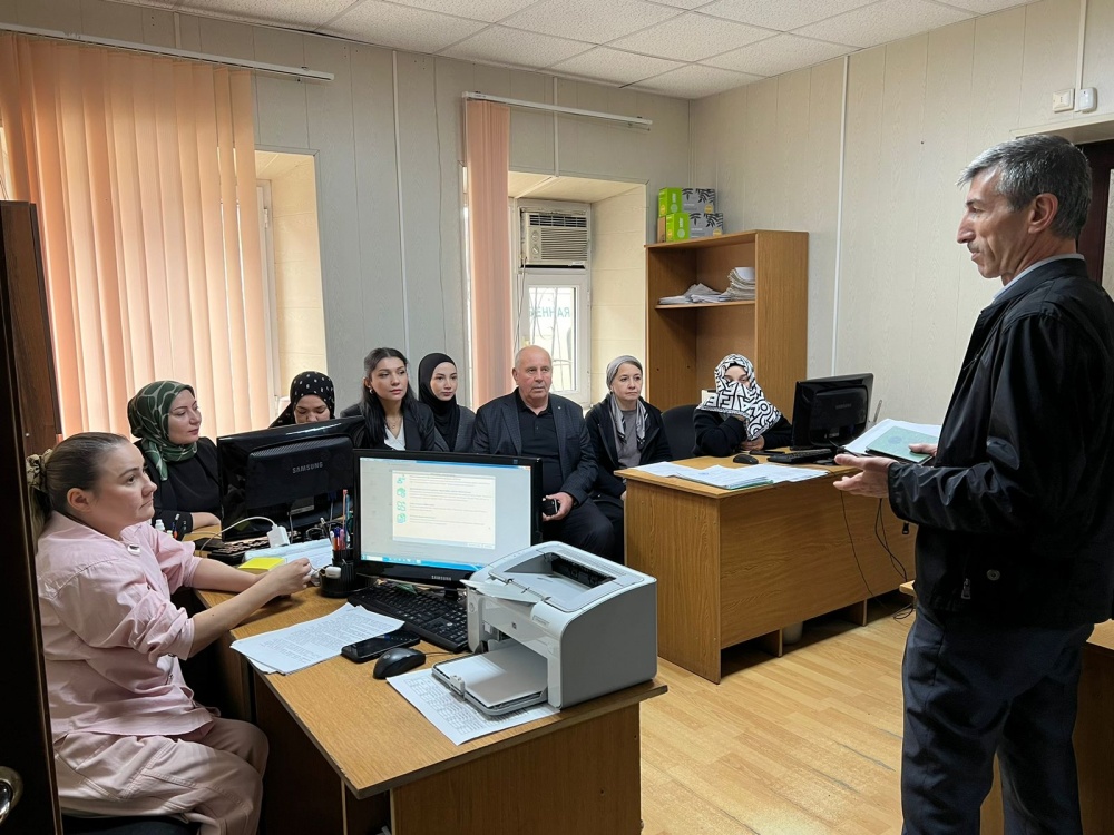 В учреждениях социального обслуживания населения  проводятся семинары и тренировки по действиям при возникновении чрезвычайных ситуаций