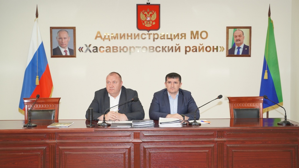 Администрация Хасавюртовского района приняла  участие в работе Правительственного совещании в режиме ВКС  под руководством Сергея Меликова