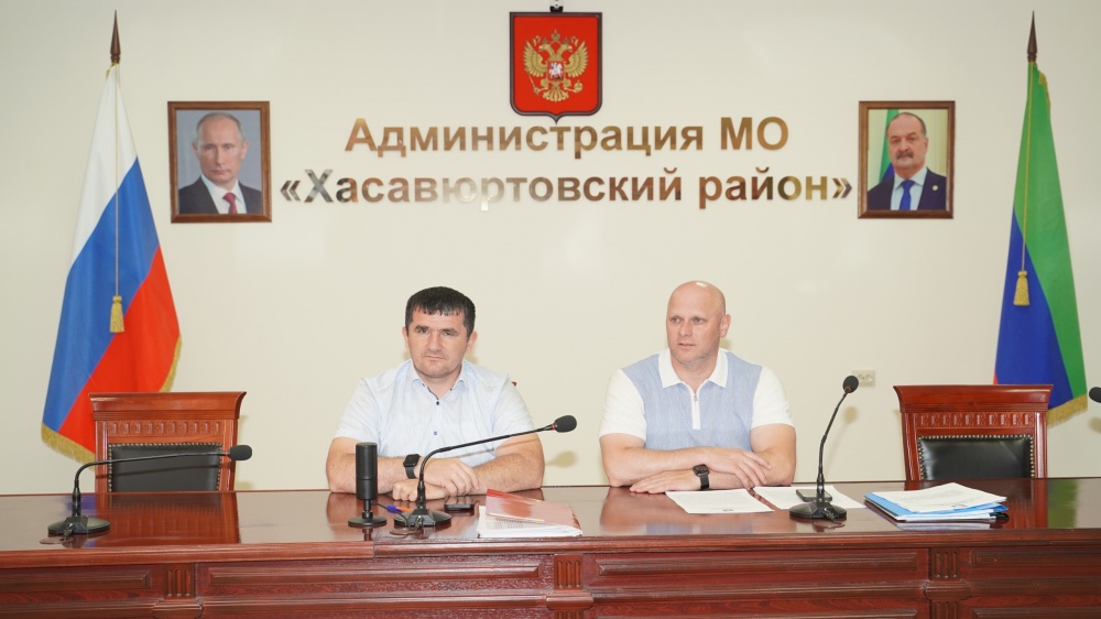 Администрация Хасавюртовского района приняла участие в работе совещания в режиме ВКС Министерства энергетики и тарифов РД