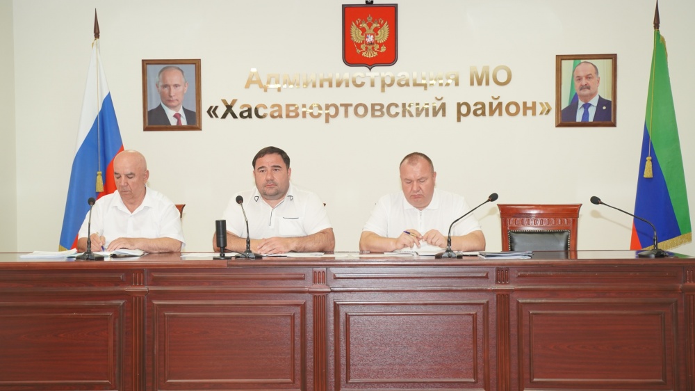 Глава Хасавюртовского района провел  очередное пленарное совещание актива муниципалитета
