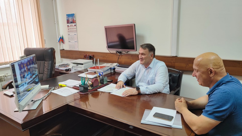 Администрация Хасавюртовского района приняла участие в работе совещания  в режиме видеоконференцсвязи Государственной жилищной инспекции РД
