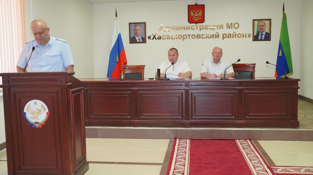 В администрации Хасавюртовского района состоялось заседание Антинаркотической комиссии