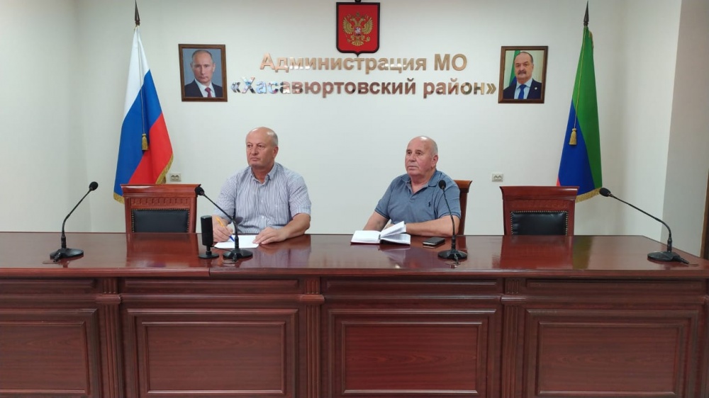 Администрация  Хасавюртовского района приняла  участие в работе Правительственного совещания  в режиме видеоконференцсвязи под руководством Магомеда Баачилова