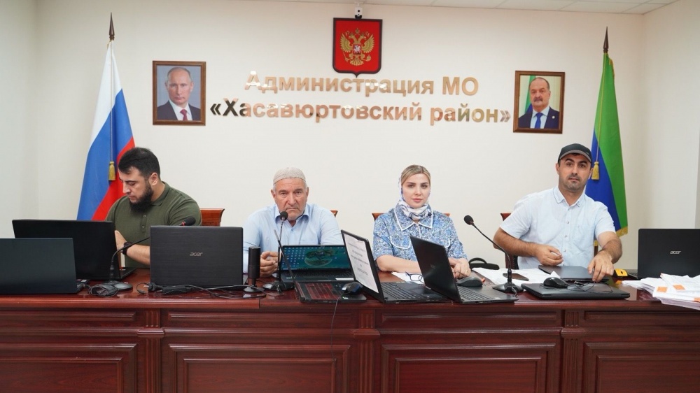 В администрации Хасавюртовского района представители ООО « Дагестан – Парус» провели выездное занятие