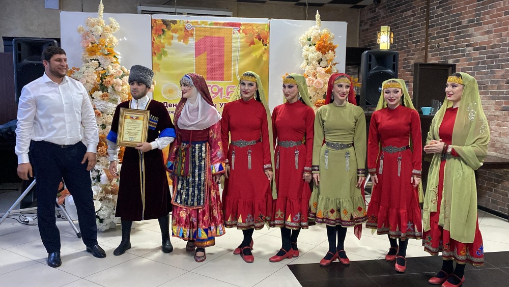В социальных центрах Хасавюртовского района отметили Международный день пожилых людей