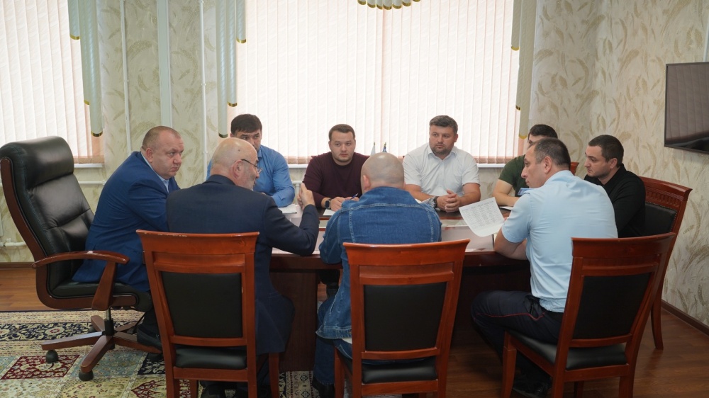 В администрации Хасавюртовского района состоялось очередное  совещание по вопросам налогооблажения