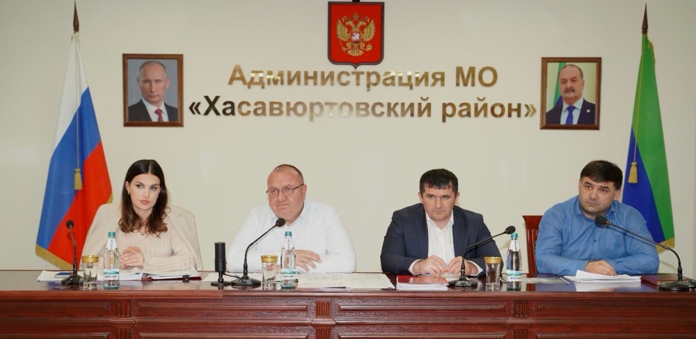 В администрации Хасавюртовского района состоялось рабочее   совещание по вопросам налогооблажения