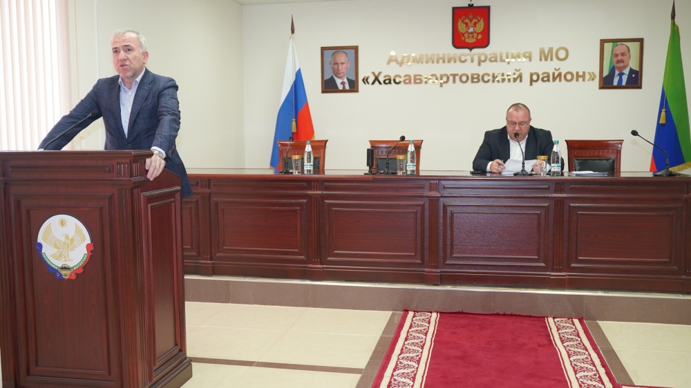 На совещании актива Хасавюртовского района обсудили актуальные вопросы деятельности муниципалитета и контрактной службы  в рядах ВС РФ