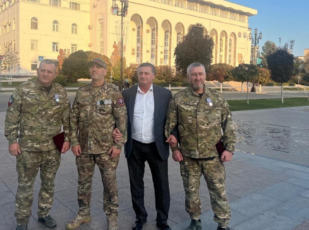 Участник  СВО доброволец батальона Каспий Кадыров Азамат награжден   медалью « За проявленное мужество»