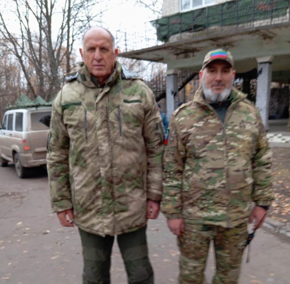 Участник СВО доброволец батальона Каспий Шарабдин Джумакаев награжден медалью « За вклад в патриотическое воспитание молодежи»