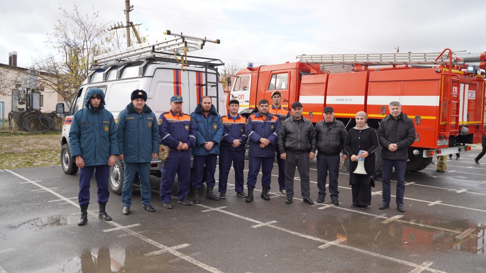Специалисты МКУ «Управление по делам ГО и ЧС Хасавюртовского района» продолжают выездные занятия и объектовые тренировки школах района