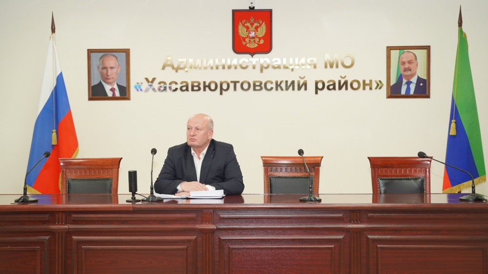 Администрация  Хасавюртовского района приняла  участие в работе заседания МЧС по РД в режиме ВКС  под руководством Абдулмуслима Абдулмуслимова