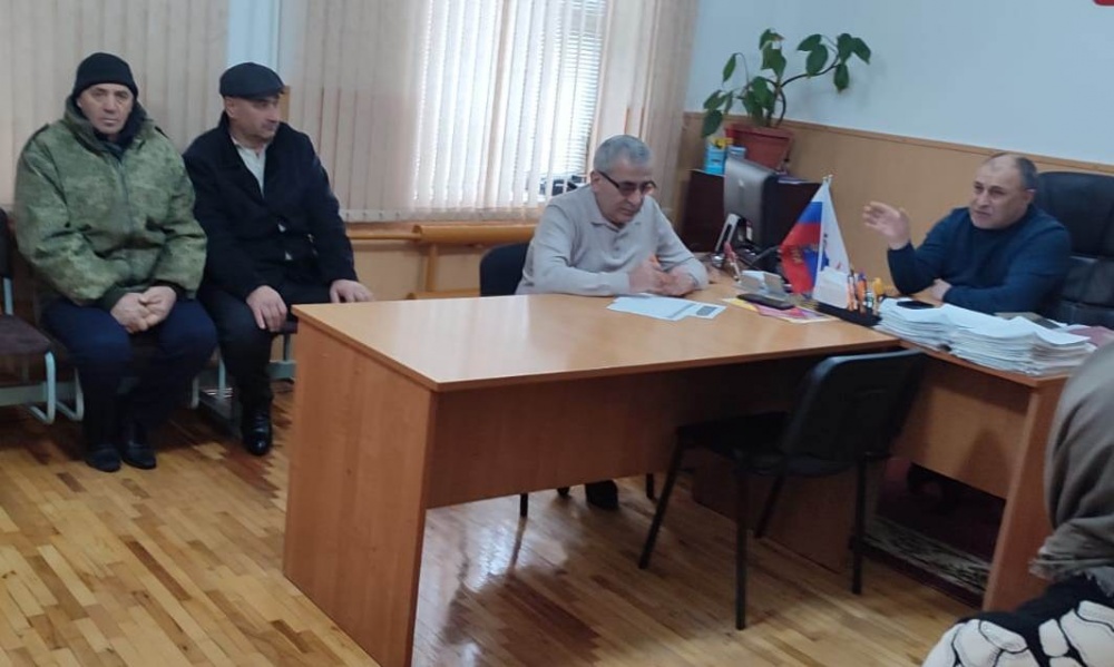 Власти Хасавюртовского района продолжают комплексные мероприятия по организации призыва и контрактной службы