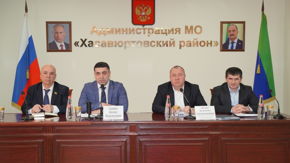 Министр по делам молодежи РД Дагестана Камил Саидов принял участие в работе совещания актива и аппарата  администрации Хасавюртовского района