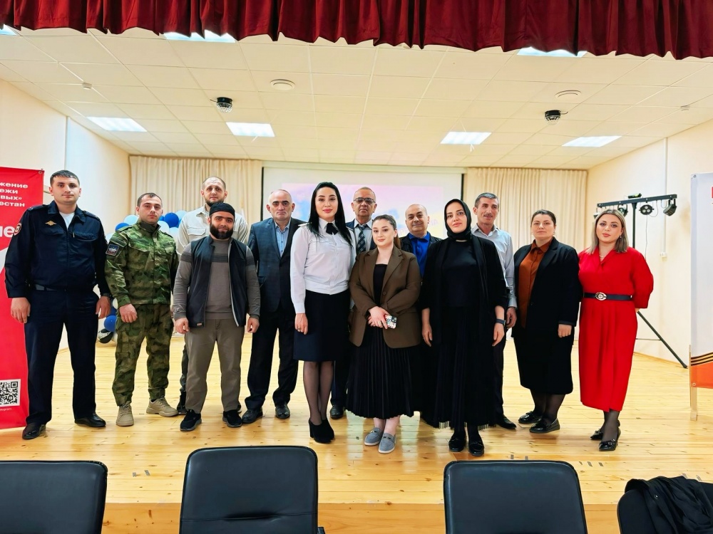 В школах Хасавюртовского района  продолжаются мероприятия по вопросам  противодействия деструктивному влиянию в  молодежной среде