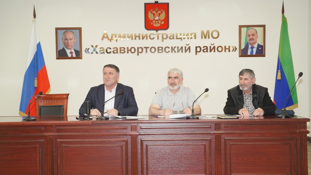 Администрация Хасавюртовского района приняла участие в работе Правительственного заседания межведомственной  комиссии  РД в режиме ВКС