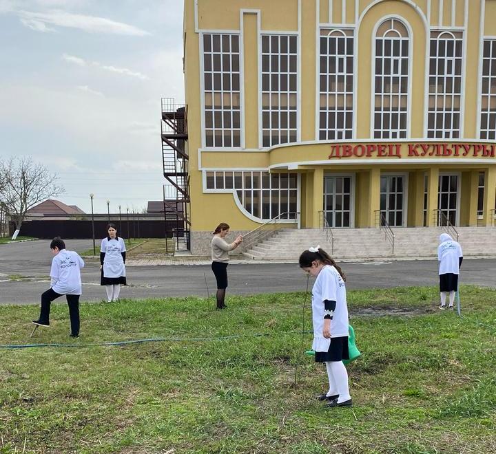 В рамках подготовки  празднования  80 – ой годовщине Великой Победы в Хасавюртовском  районе идет озеленение территории