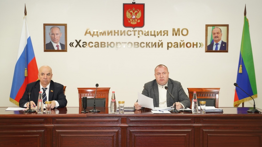 На очередном плановом совещании актива Хасавюртовского района обсудили актуальные вопросы деятельности муниципалитета и ход весеннего призыва