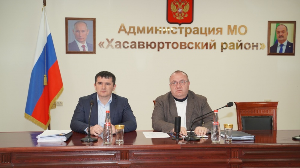 Администрация Хасавюртовского района приняла участие в работе Правительственного совещания в режиме ВКС под руководством Руслана Алиева