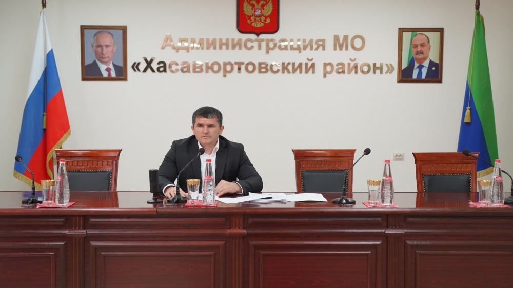 В администрации Хасавюртовского района  состоялось  расширенное совещание по вопросам хода организации  призыва и контрактной службы