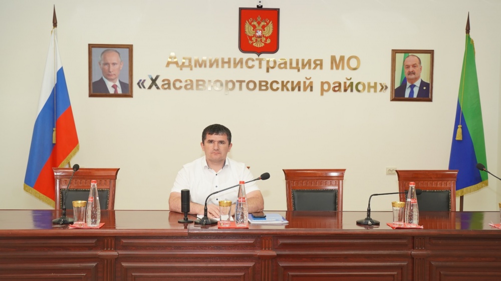 Администрация Хасавюртовского района приняла участие в работе Правительственного совещания    в режиме ВКС  под руководством Абдулмиуслима Абдулмуслимова