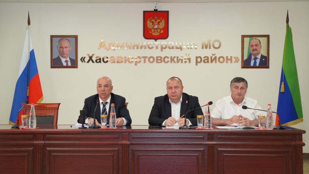 В Хасавюртовском районе состоялась сессия Собрания депутатов муниципального района.