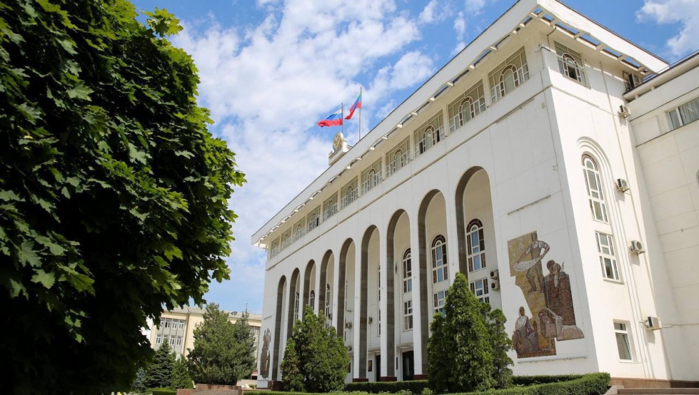 Стартовал второй в 2025 году конкурс на предоставление грантов Главы РД  на поддержку гражданских инициатив некоммерческих организаций.