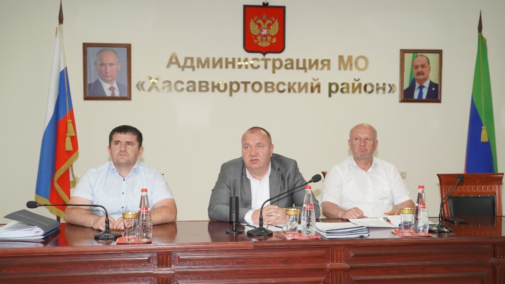 Врио Главы  Хасавюртовского района принял участие в работе заседания Координационного совещания по обеспечению правопорядка в РД в режиме ВКС под председательством Сергея Меликова