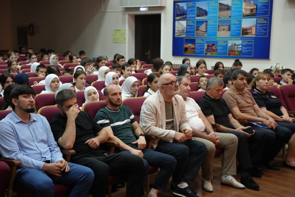 В  ЦТКНР  им. Абасова Б.Х. Хасавюртовского района  прошло   мероприятие  ко Дню солидарности в борьбе с терроризмом