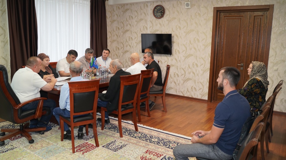 В администрации Хасавюртовского района прошло совещание Межведомственной рабочей группы по инвентаризации коммерческих объектов