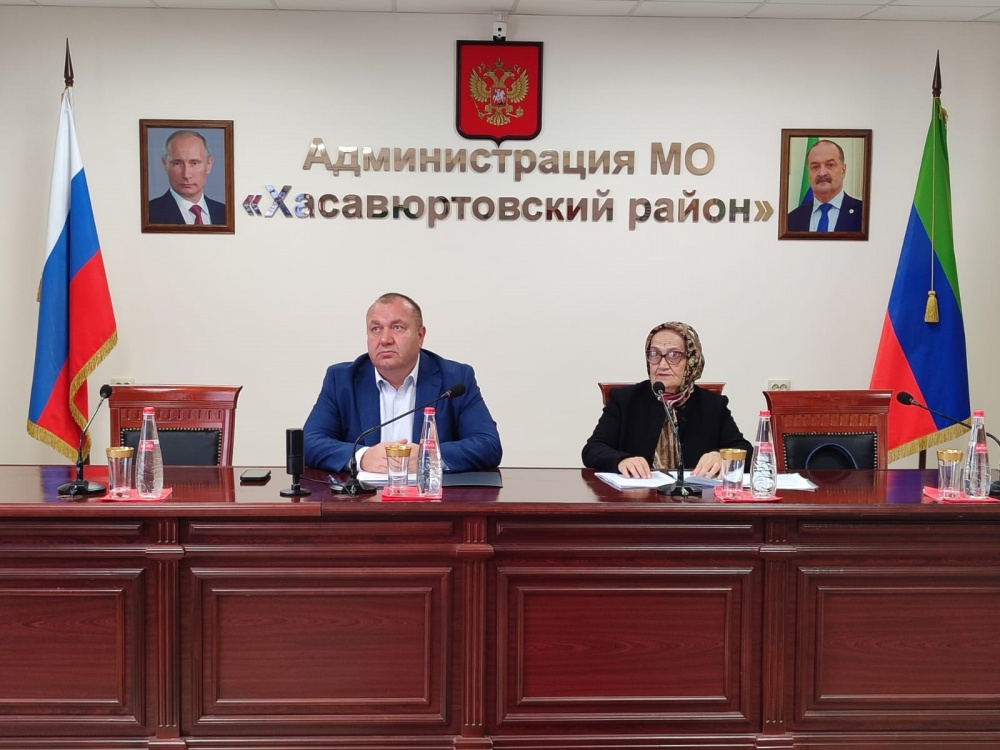 Администрация Хасавюртовского района приняла участие в работе Правительственного заседания СПЭК   в режиме ВКС под руководством Абдурахмана Махмудова