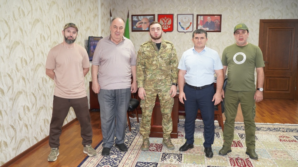 Уроженец Хасавюртовского района отправился в зону СВО в составе добровольческого батальона «Каспий»