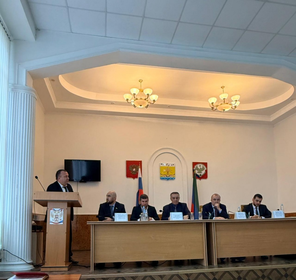Администрация Хасавюртовского района приняла участие в работе заседания Северной зональной  рабочей  группы  по увеличению доходной части бюджета и легализации «теневого» сектора экономики